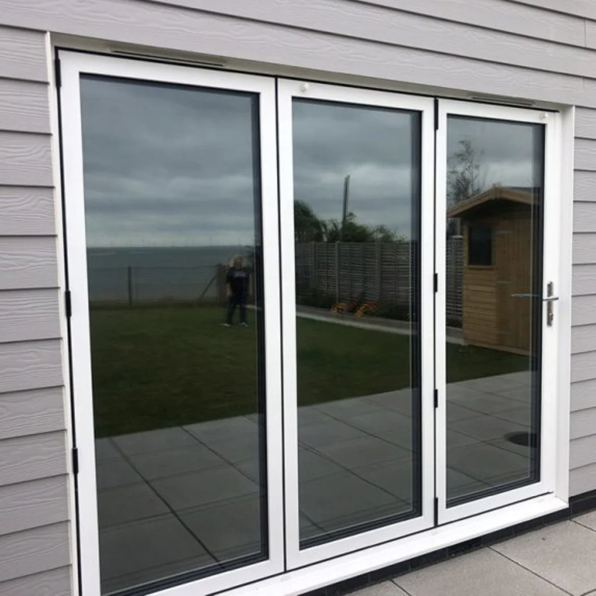 Non Reflective Glass Film